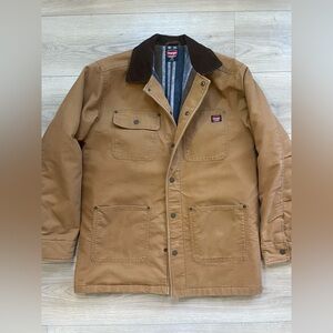 Wrangler Tan Barn Jacket with Brown Collar
